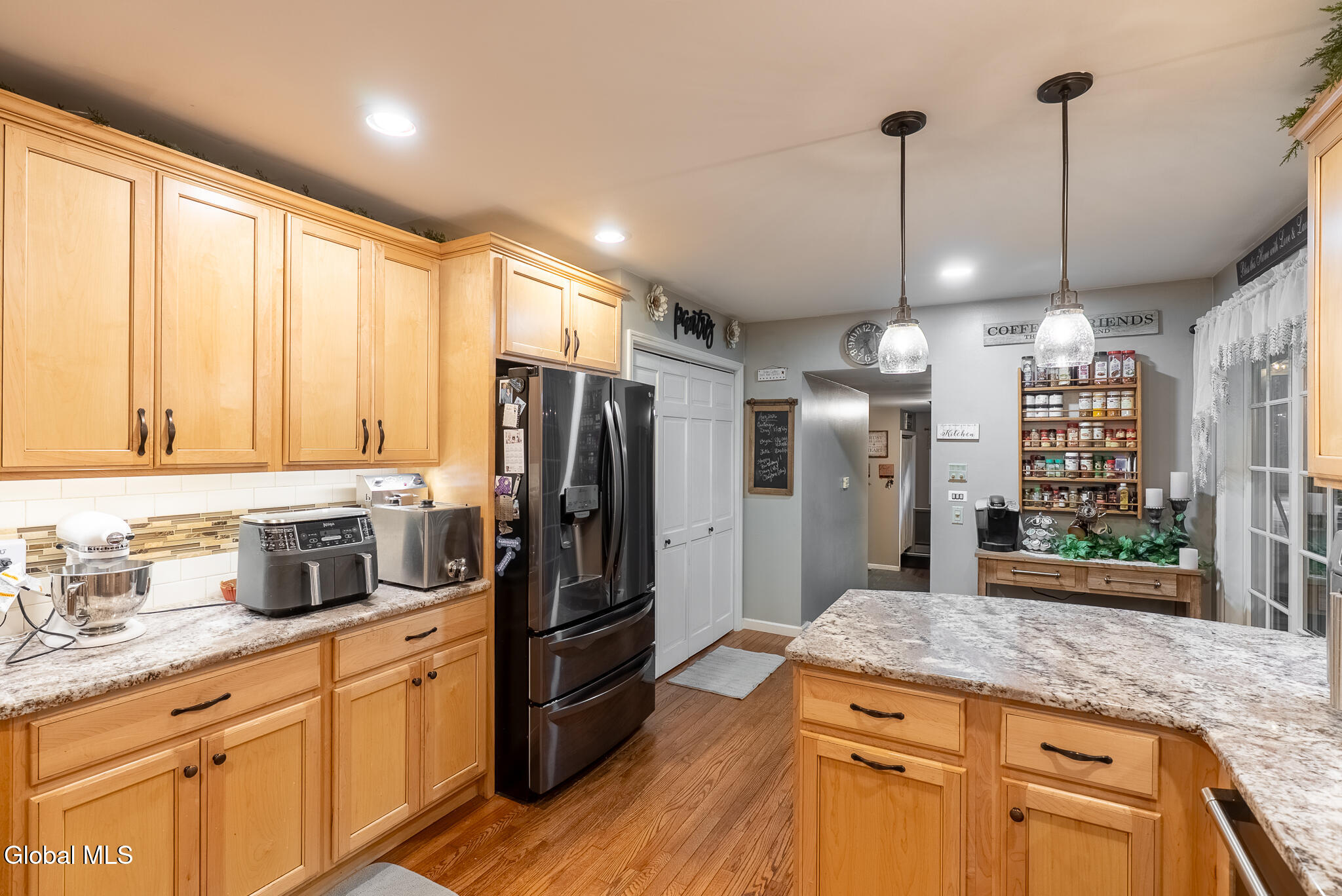 2 Acorn Grove Ballston Lake NY 12019