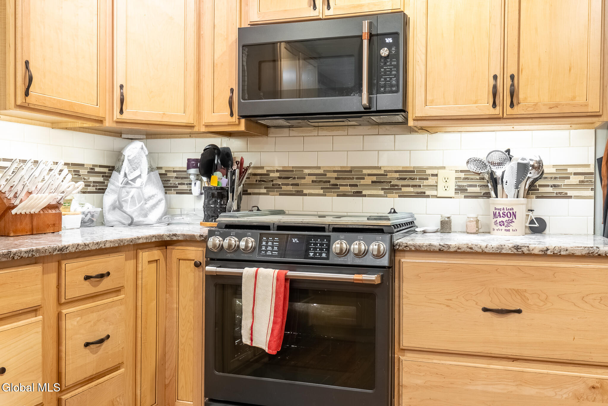 2 Acorn Grove Ballston Lake NY 12019