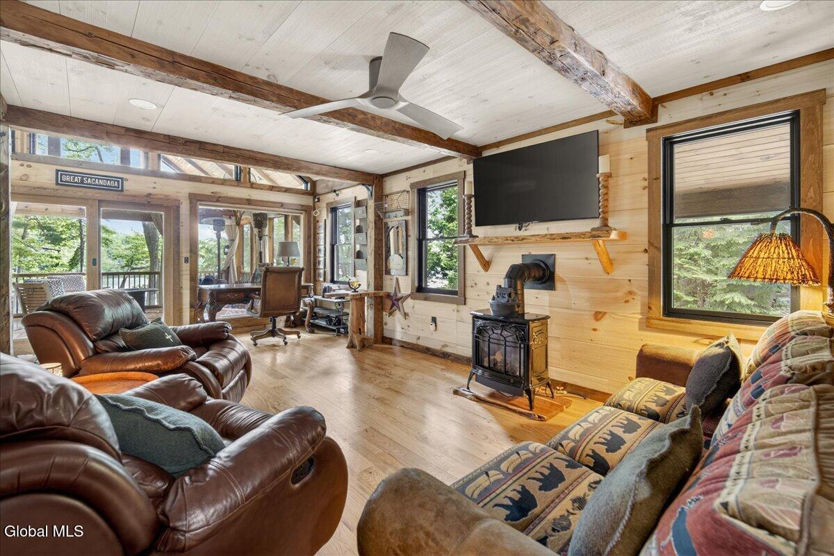 128 Pedrick Road Gloversville NY 12078