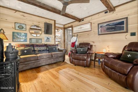 128 Pedrick Road Gloversville NY 12078