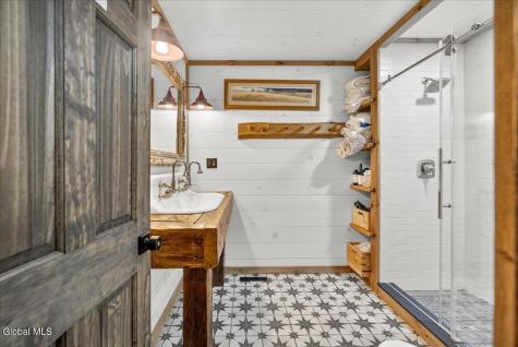 128 Pedrick Road Gloversville NY 12078