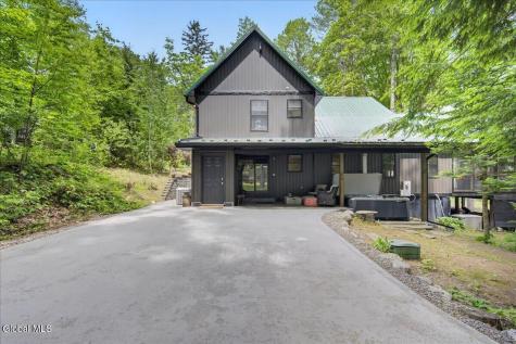 128 Pedrick Road Gloversville NY 12078