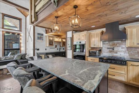128 Pedrick Road Gloversville NY 12078