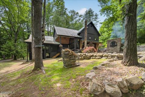 128 Pedrick Road Gloversville NY 12078