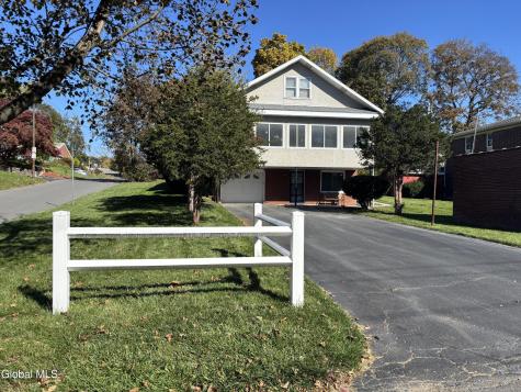 51 Winnie Street Albany NY 12208