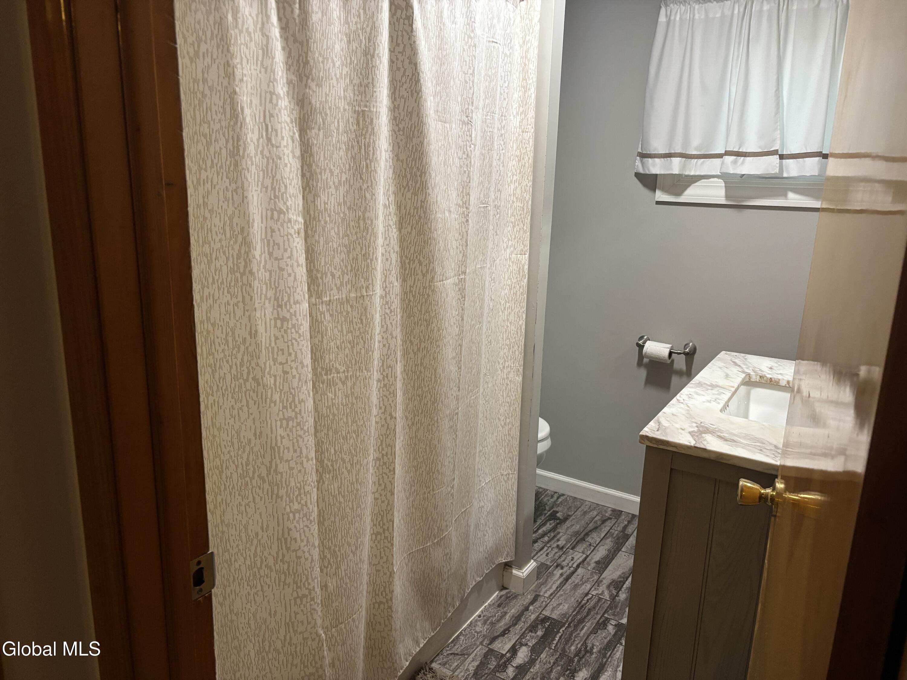 51 Winnie Street Albany NY 12208