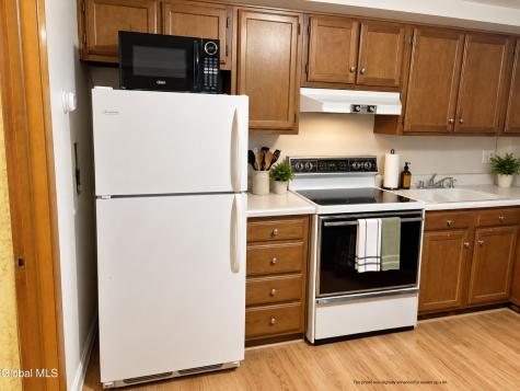 51 Winnie Street Albany NY 12208