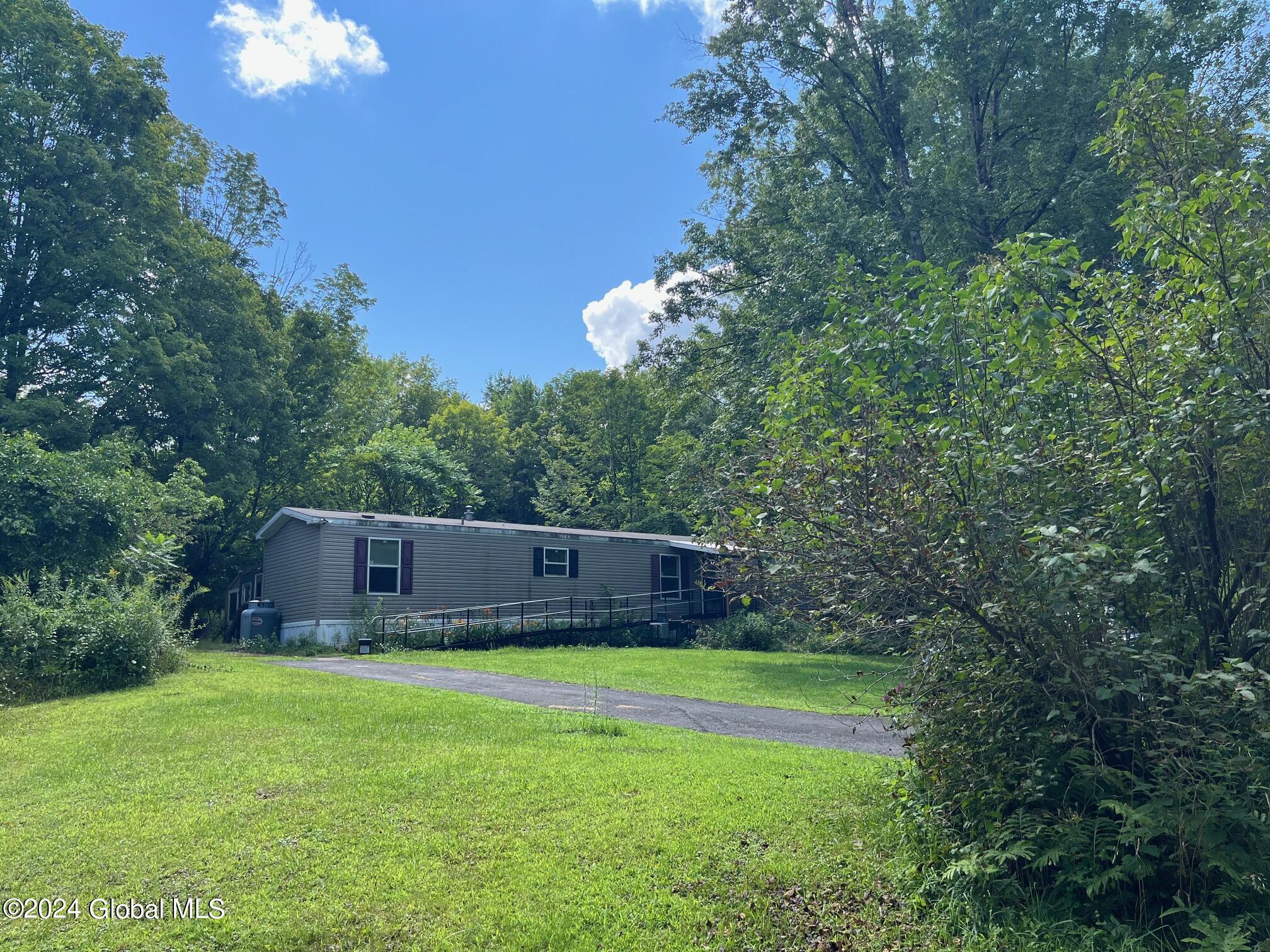 814 Stone Church Road Middle Grove NY 12850
