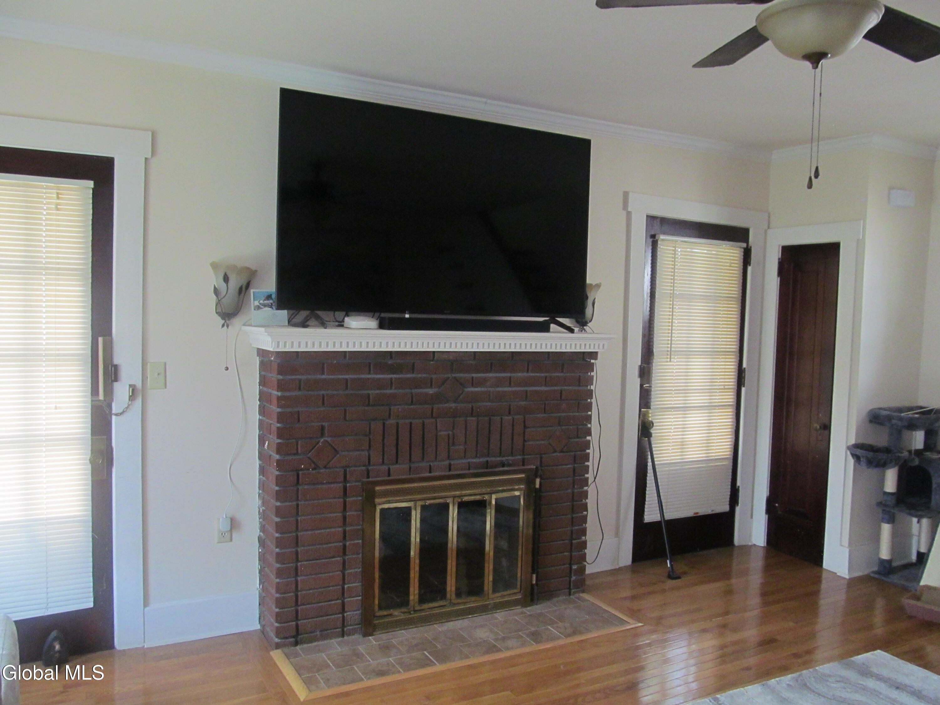 1103 Earl Avenue Schenectady NY 12309