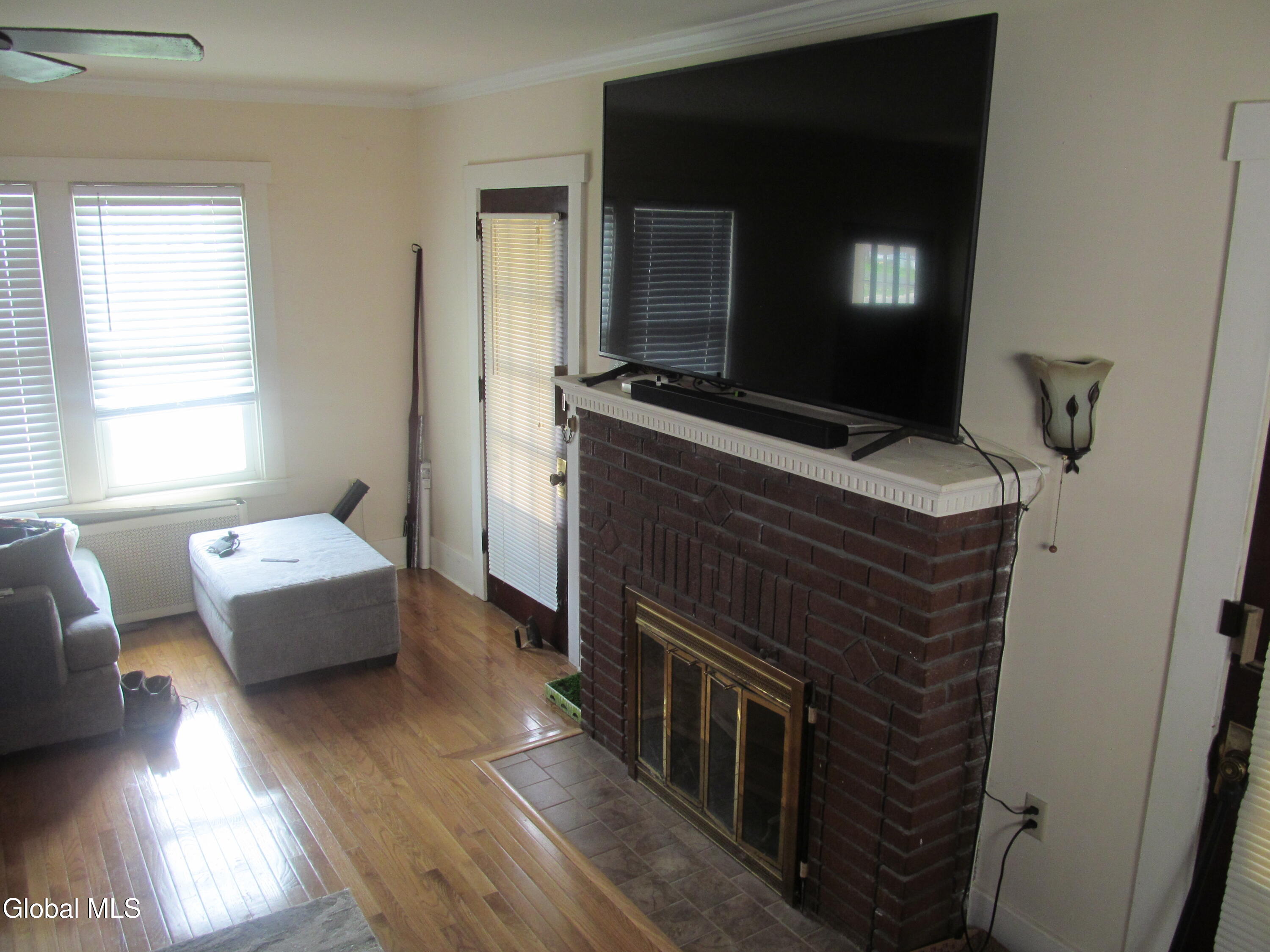 1103 Earl Avenue Schenectady NY 12309