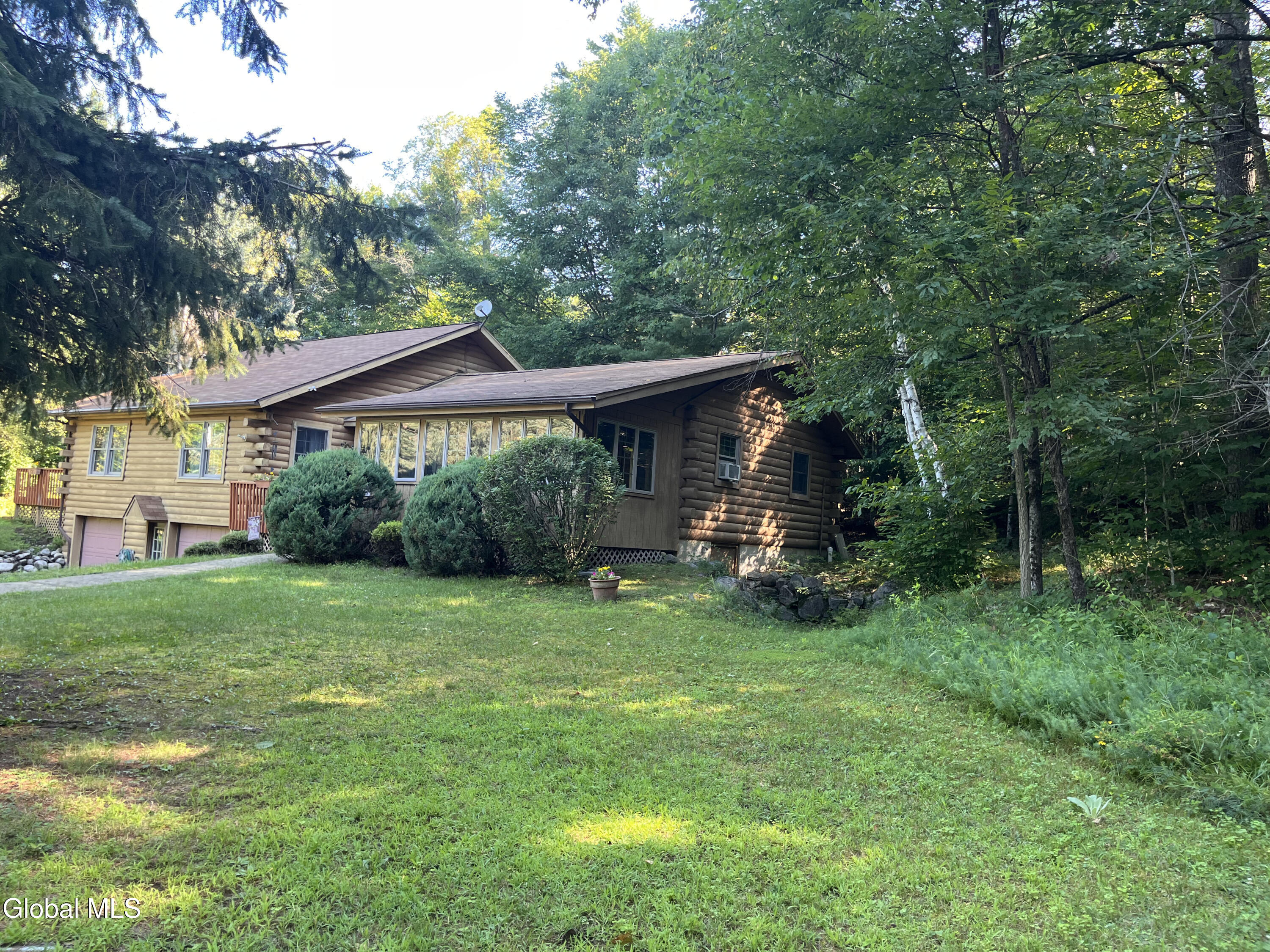 548 White Schoolhouse Road Chestertown NY 12817