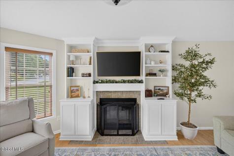 4 S Whitney Road Saratoga Springs NY 12866