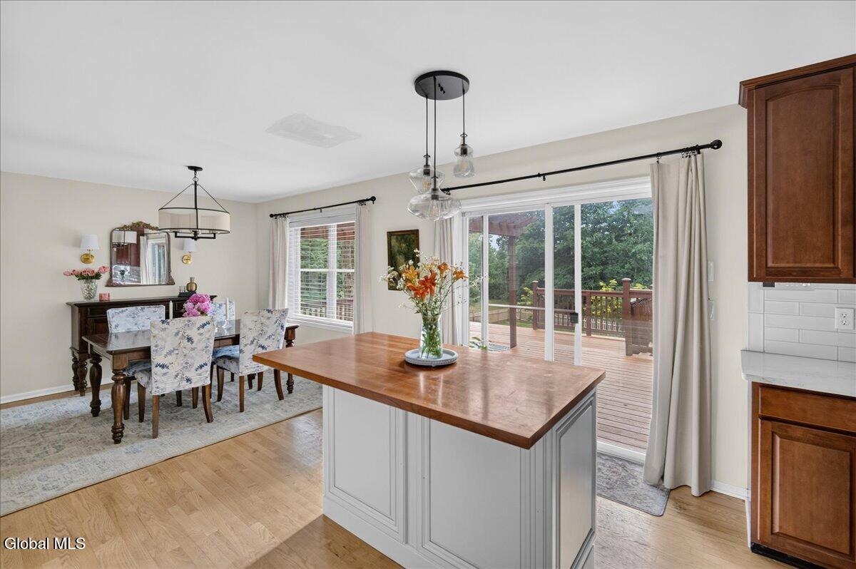 4 S Whitney Road Saratoga Springs NY 12866