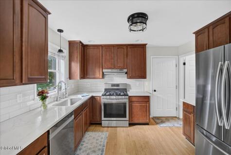 4 S Whitney Road Saratoga Springs NY 12866
