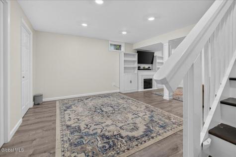 4 S Whitney Road Saratoga Springs NY 12866