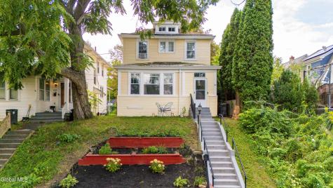 892 Warren Street Albany NY 12208