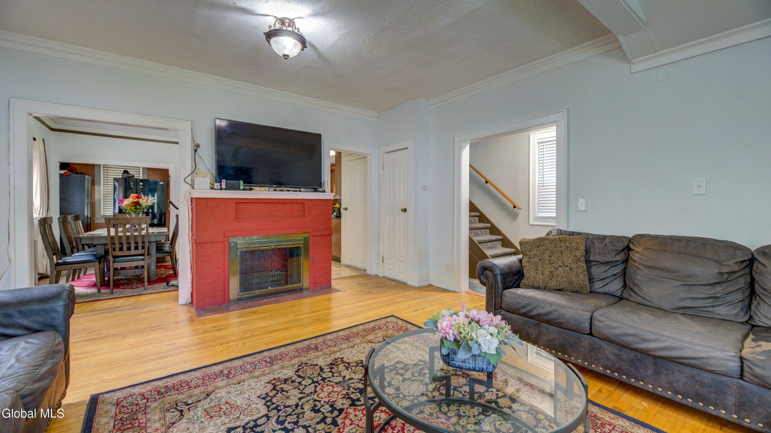 892 Warren Street Albany NY 12208
