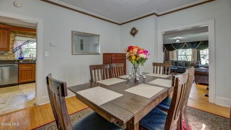 892 Warren Street Albany NY 12208
