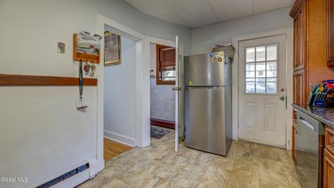 892 Warren Street Albany NY 12208