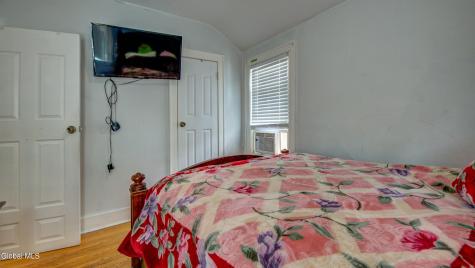 892 Warren Street Albany NY 12208