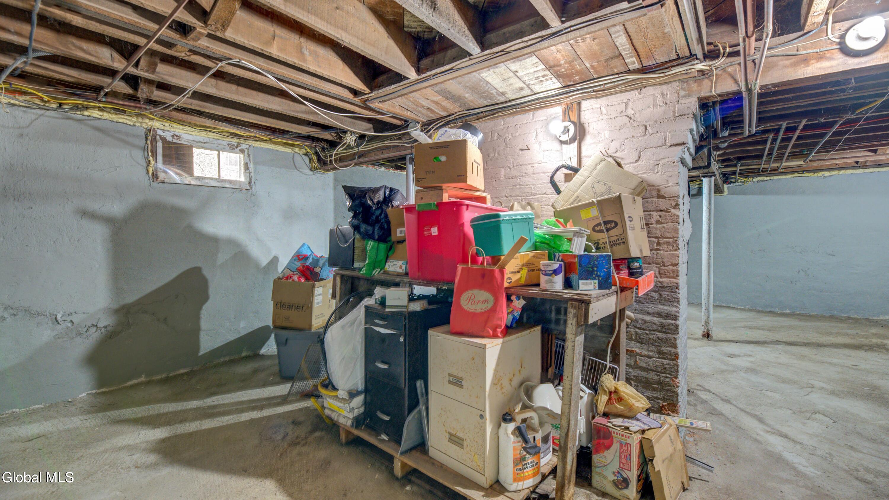892 Warren Street Albany NY 12208