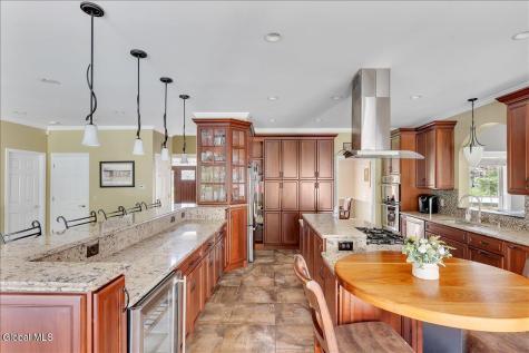 26 Timberwick Drive Halfmoon NY 12065