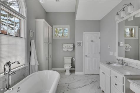 26 Timberwick Drive Halfmoon NY 12065