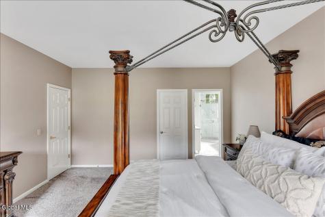 26 Timberwick Drive Halfmoon NY 12065