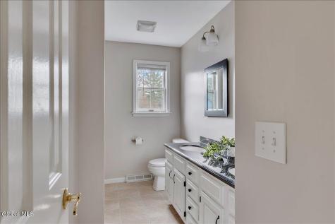 26 Timberwick Drive Halfmoon NY 12065
