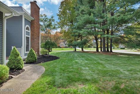 26 Timberwick Drive Halfmoon NY 12065