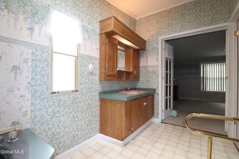 11 East Street Schaghticoke NY 12154
