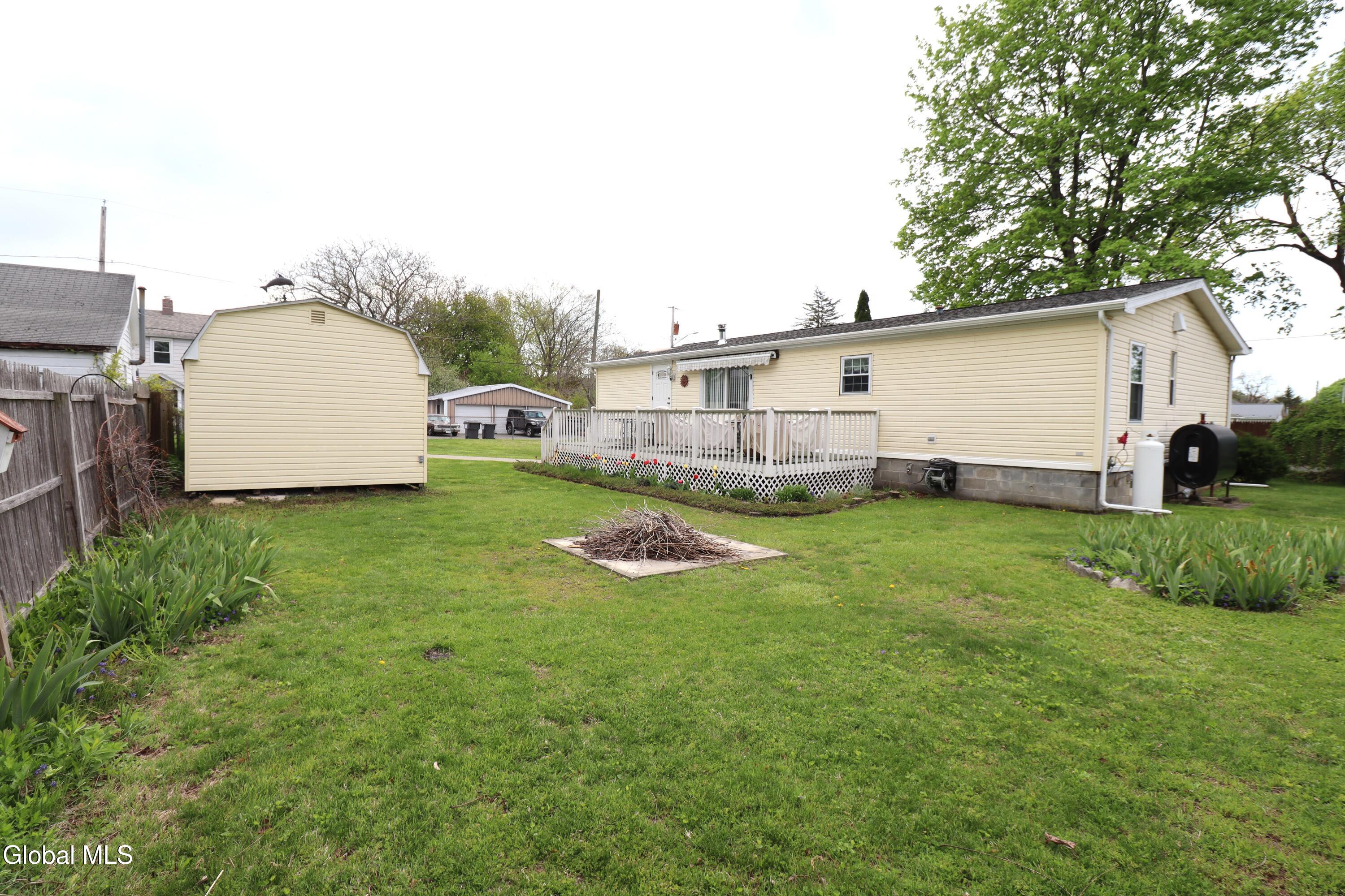 11 East Street Schaghticoke NY 12154