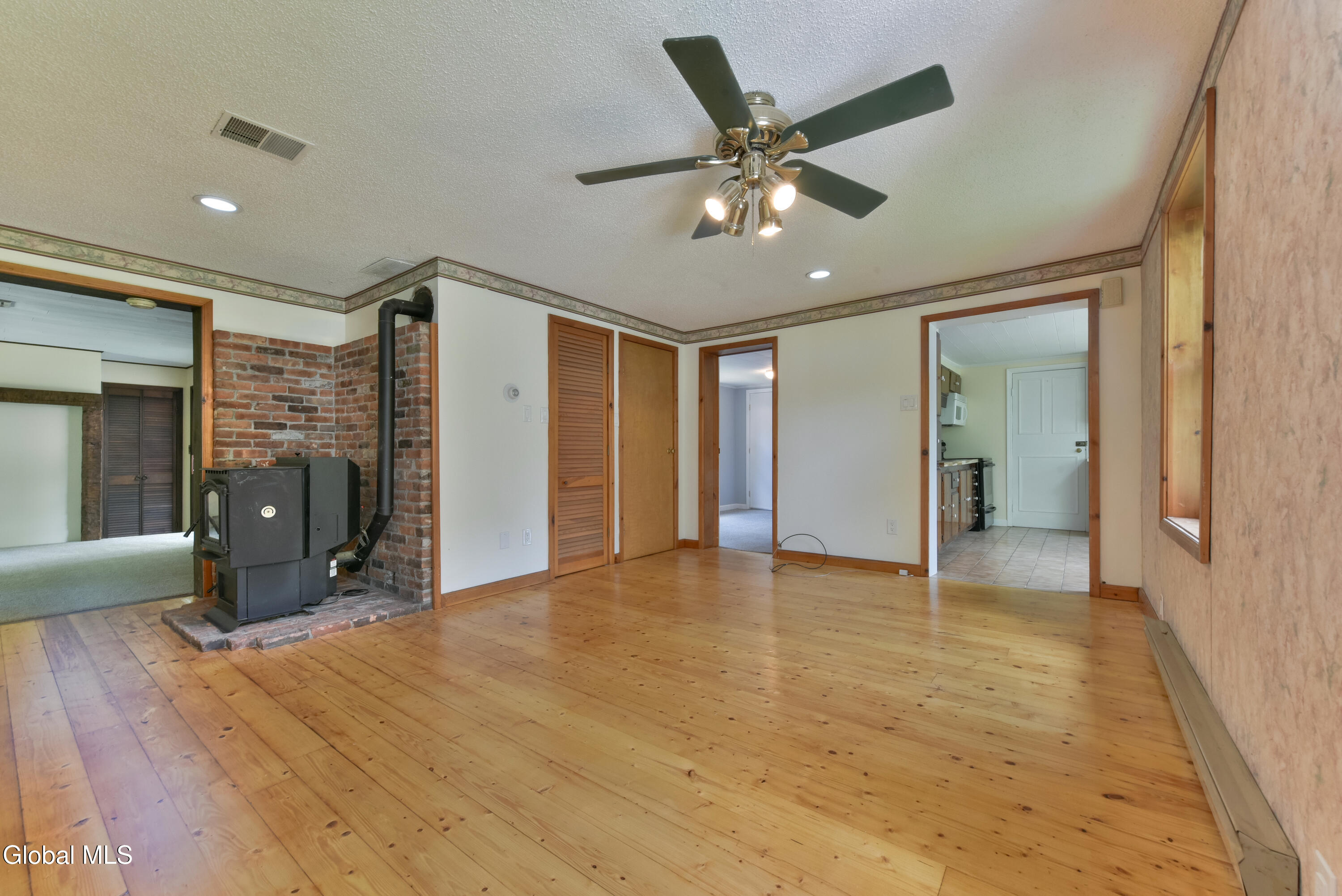 300 Vandenburgh Point Road Gloversville NY 12078