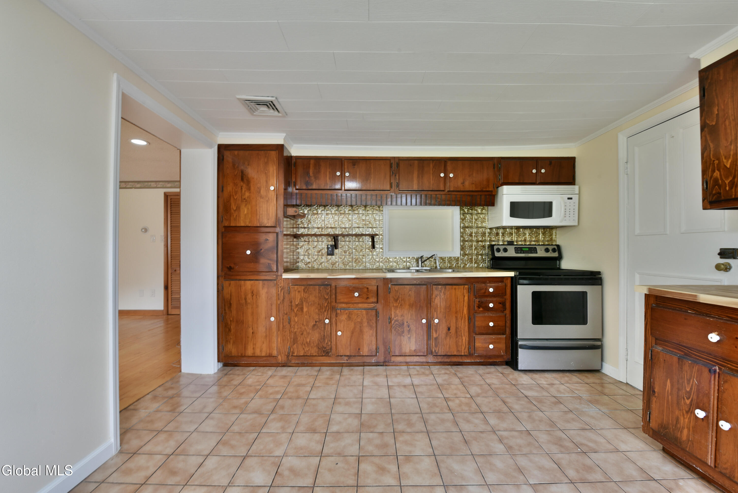 300 Vandenburgh Point Road Gloversville NY 12078