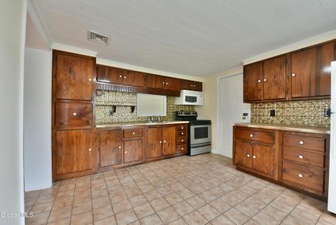 300 Vandenburgh Point Road Gloversville NY 12078