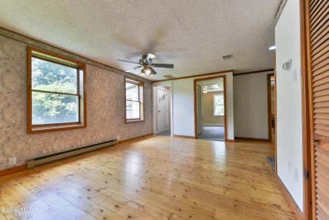 300 Vandenburgh Point Road Gloversville NY 12078