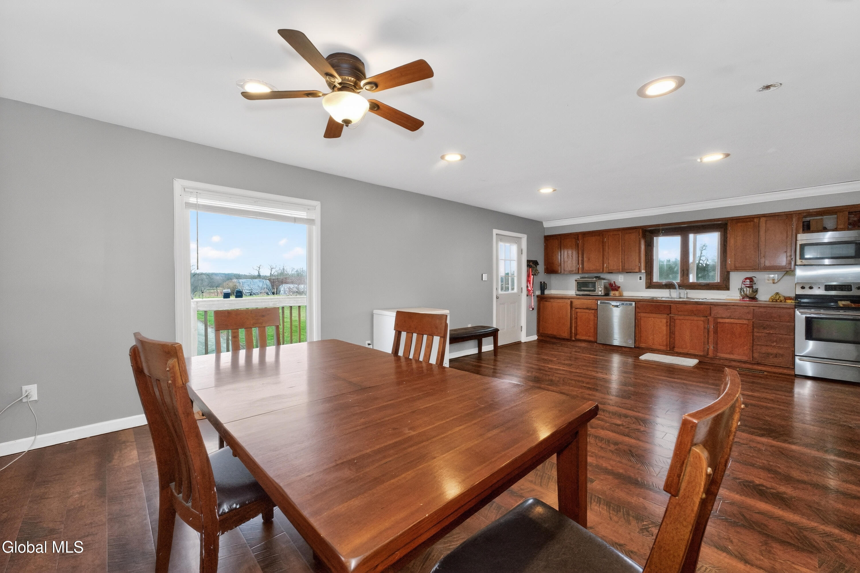 4123 County Route 21 Schodack Landing NY 12156