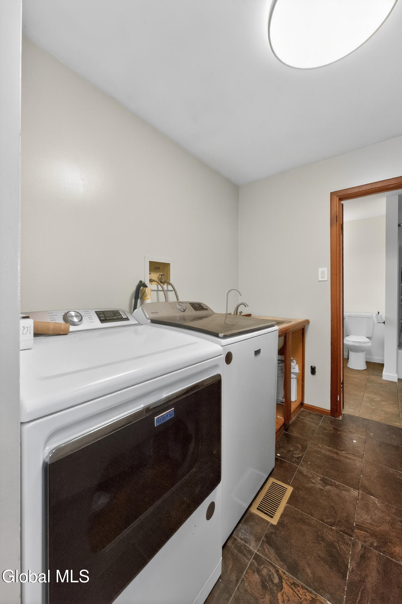 4123 County Route 21 Schodack Landing NY 12156