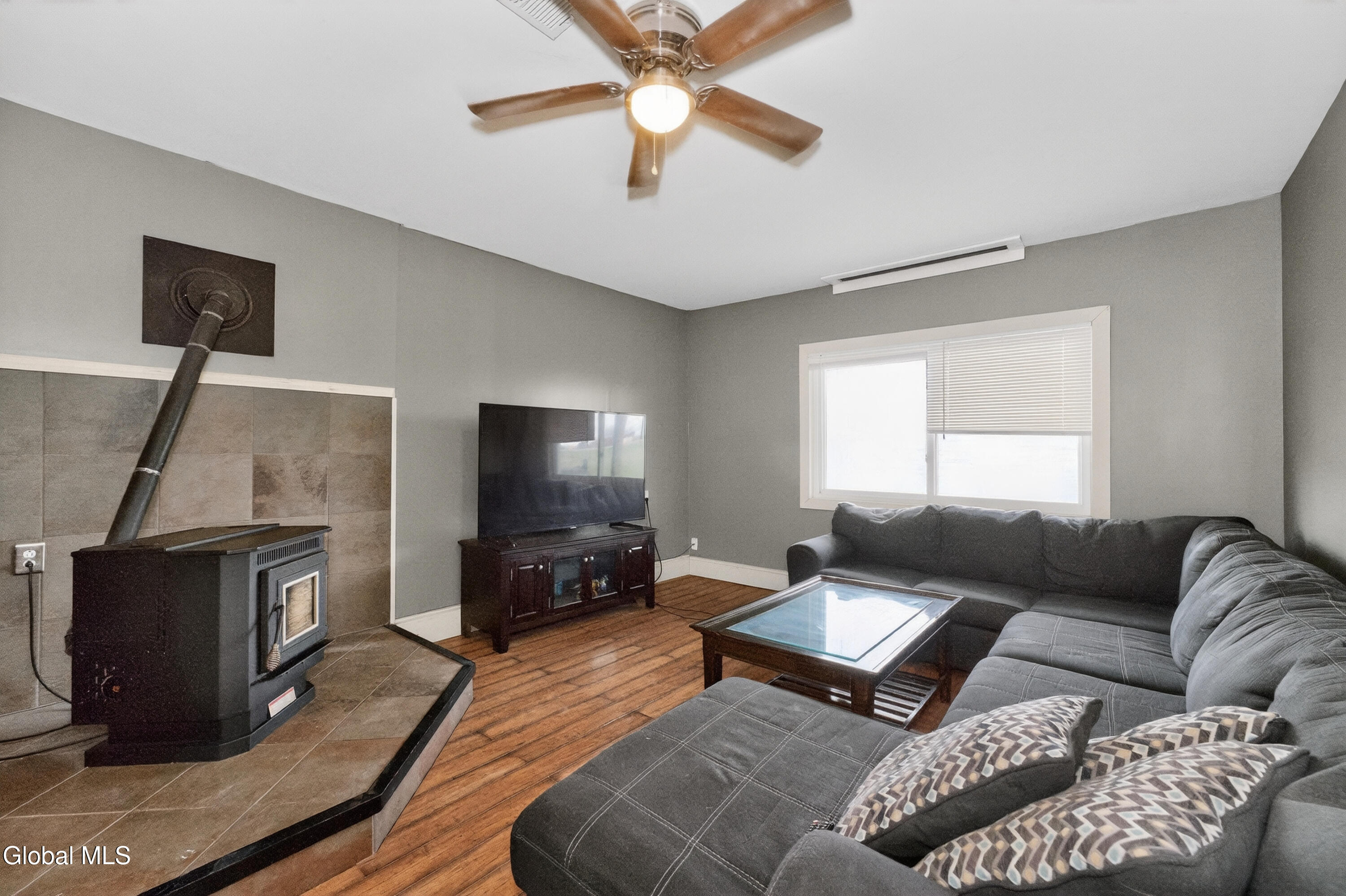 4123 County Route 21 Schodack Landing NY 12156