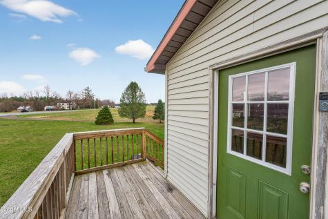 4123 County Route 21 Schodack Landing NY 12156