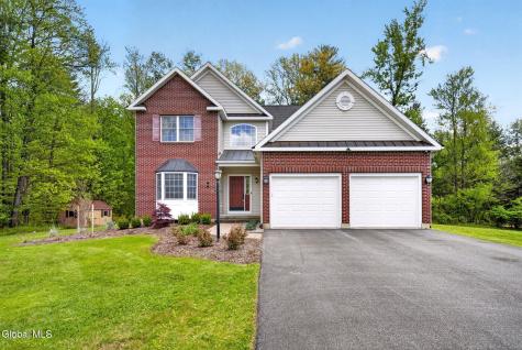 56 Jean Place Schenectady NY 12303