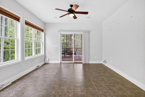56 Jean Place Schenectady NY 12303