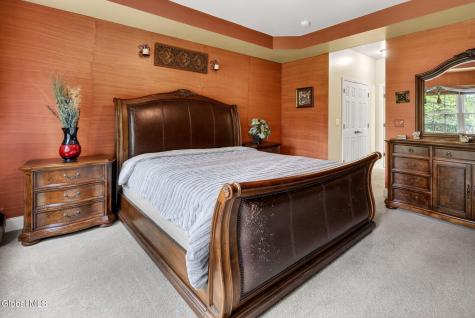 56 Jean Place Schenectady NY 12303
