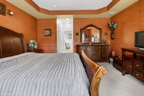 56 Jean Place Schenectady NY 12303