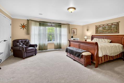 56 Jean Place Schenectady NY 12303