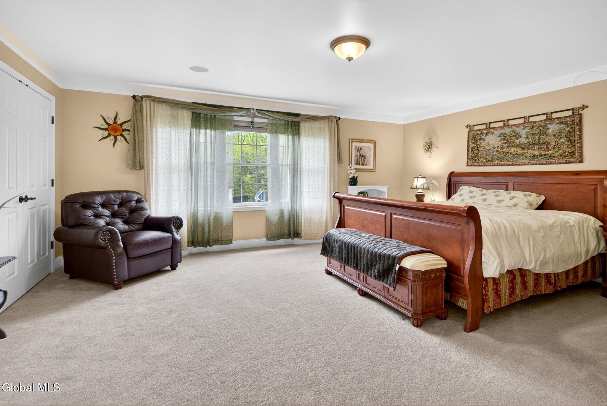 56 Jean Place Schenectady NY 12303