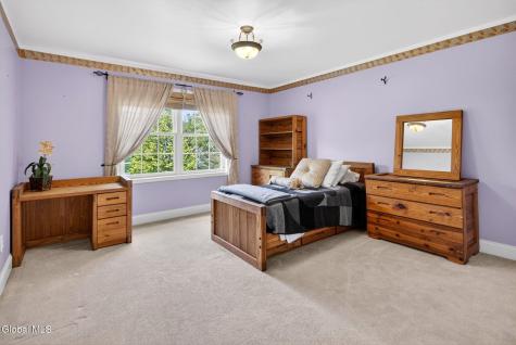 56 Jean Place Schenectady NY 12303
