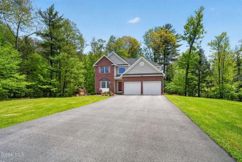 56 Jean Place Schenectady NY 12303