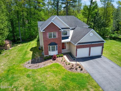 56 Jean Place Schenectady NY 12303