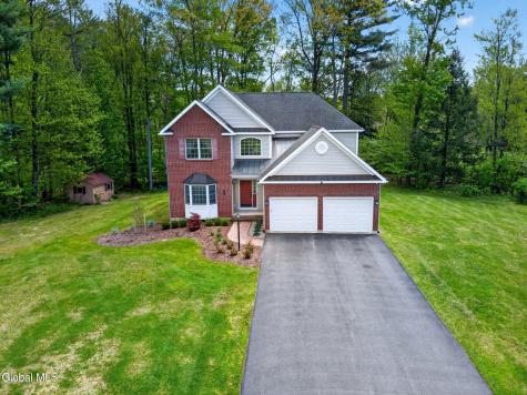 56 Jean Place Schenectady NY 12303